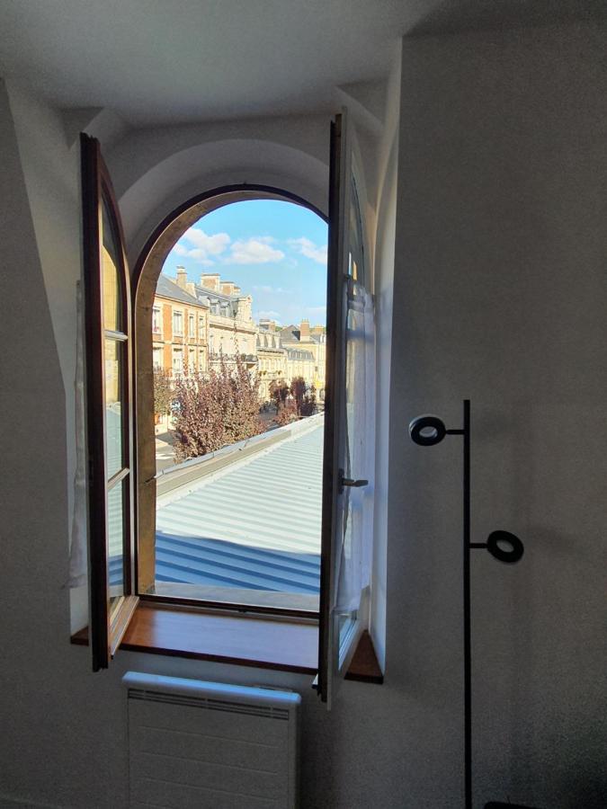 Appartement De Thomas Charleville-Mézières エクステリア 写真