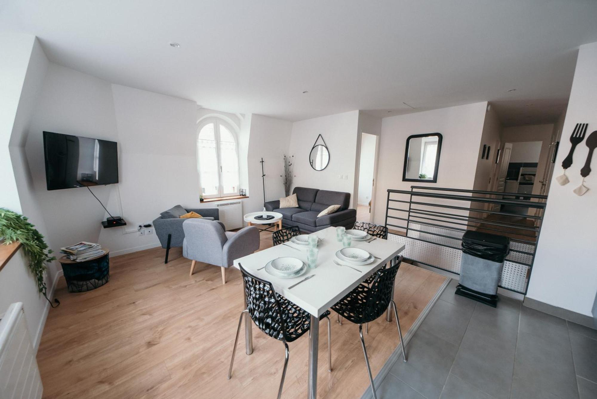 Appartement De Thomas Charleville-Mézières エクステリア 写真